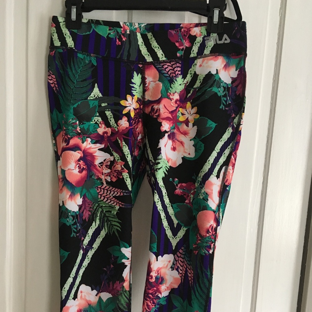 NWOT Fila leggings